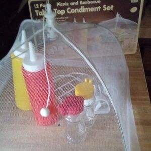 Tabletop Condiment Set with Mesh Cover - Red and Yellow
